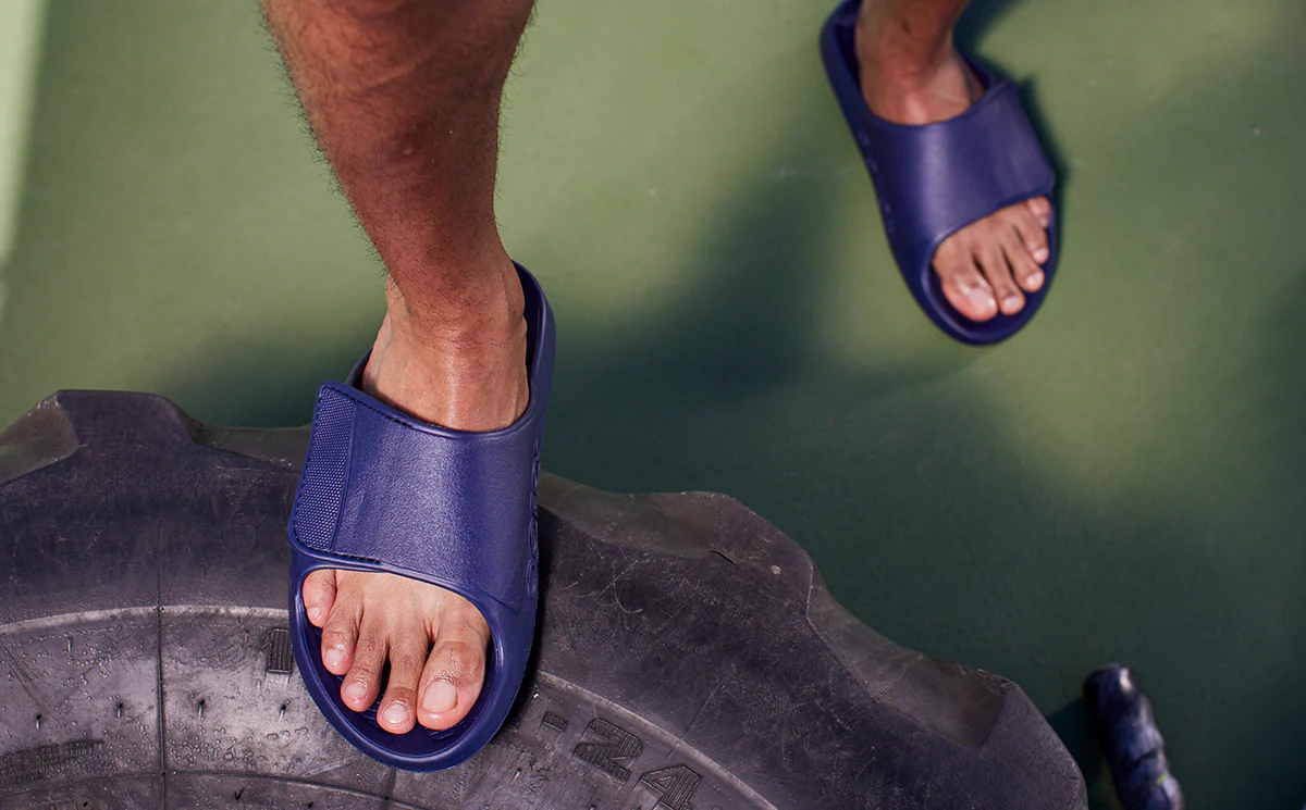 Men's OOahh Sport Flex Sandal - Navy - Image 8